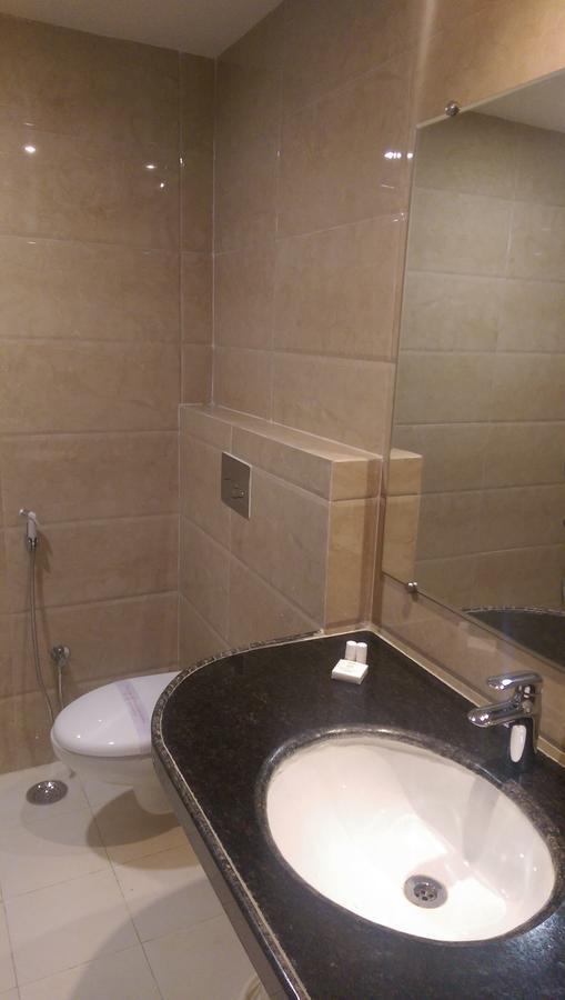 The Premier Hotel 科塔 外观 照片