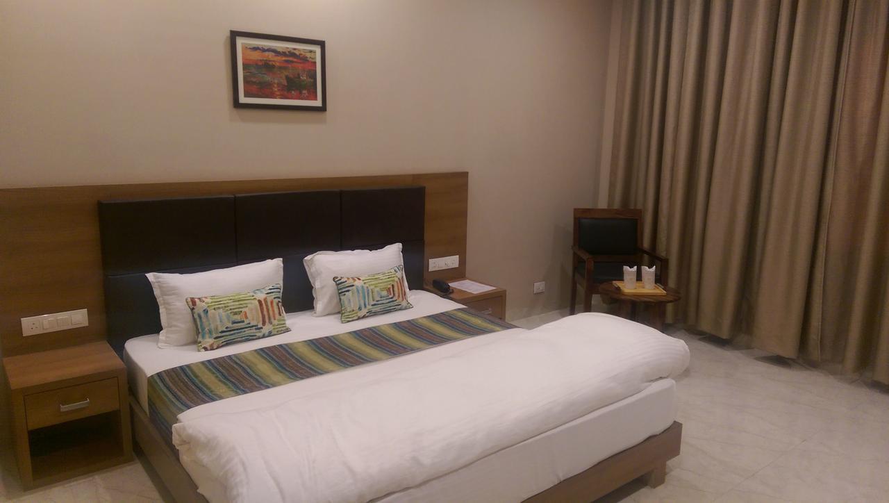 The Premier Hotel 科塔 外观 照片