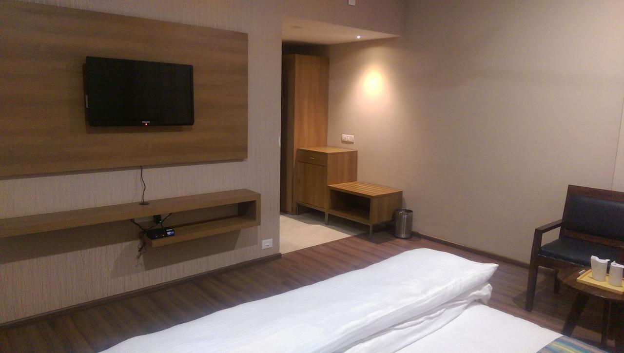 The Premier Hotel 科塔 外观 照片